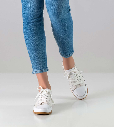 140 Sneaker