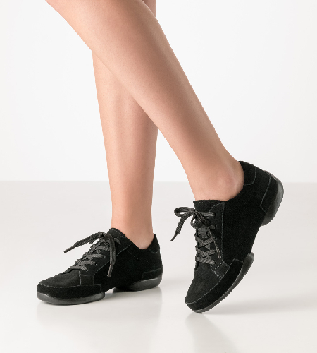 155 Sneaker