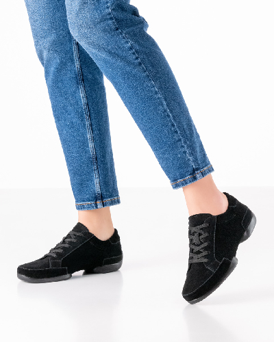 155 Sneaker